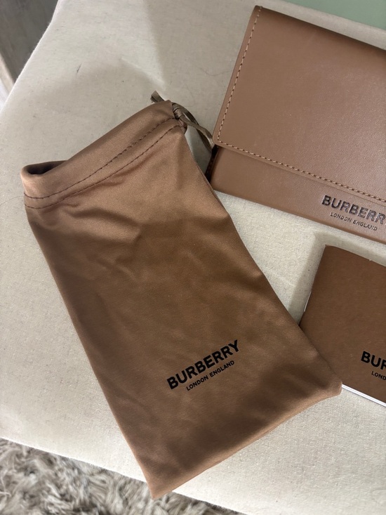 Burberry Brown/Tan Leather sunglasses case new main image 5
